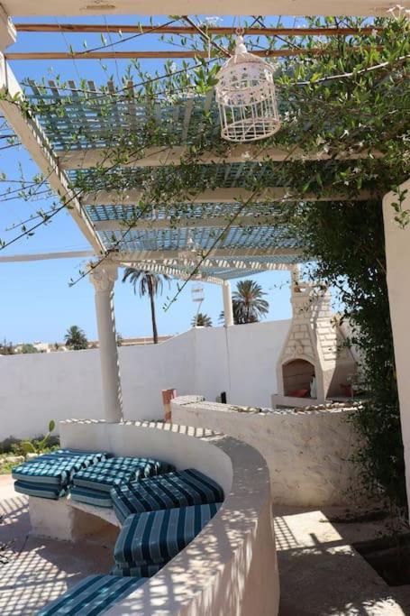Вилла Vill La Reine Jerba Avec Piscine El Guecheine Экстерьер фото