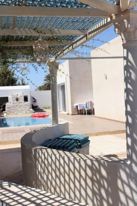 Вилла Vill La Reine Jerba Avec Piscine El Guecheine Экстерьер фото